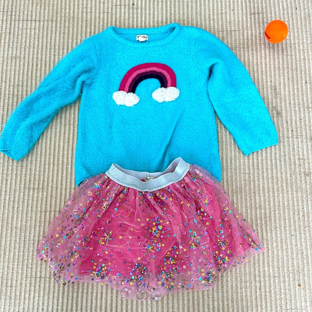 Hatley size 5 sweater and skirt set